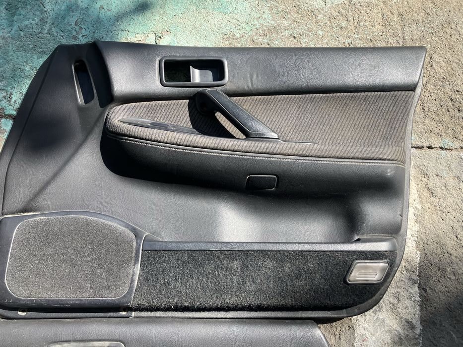 Subaru обшивки дверей