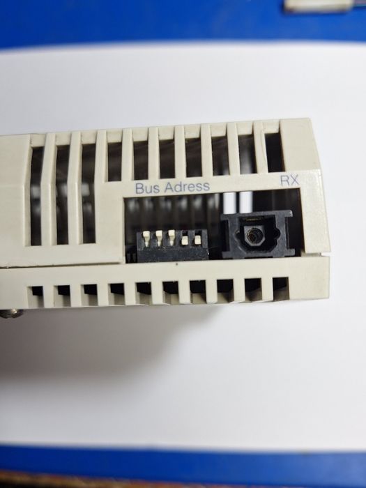 NUM  16intrari analogice, comunicare fibră