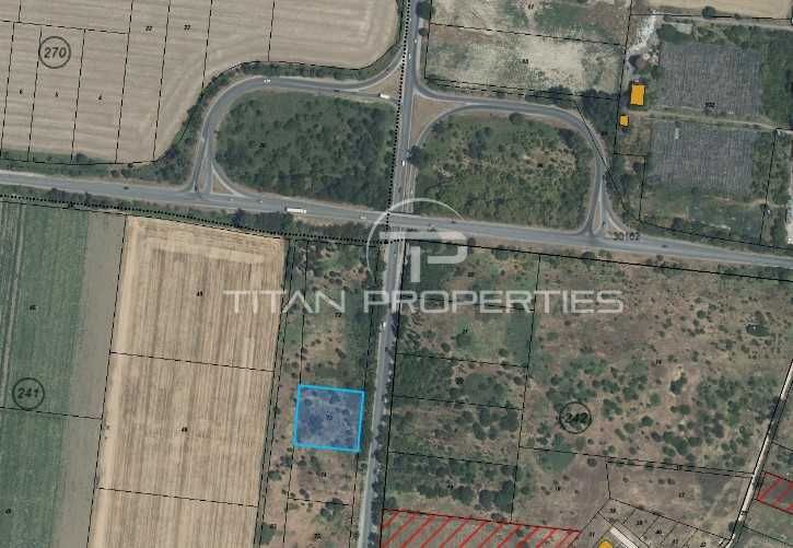 Парцел в район Западна дъга