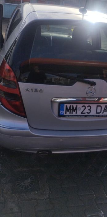 Vând Mercedes a class