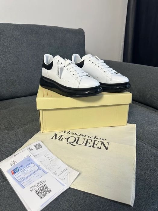 Alexander MCQeen Alb* calitate premium