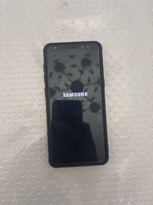Samsung A8 хорошый