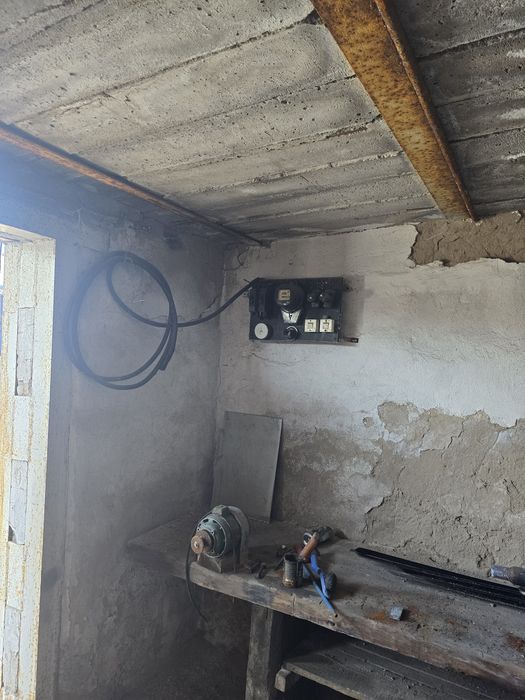 Продаётся гараж в сортировке в гаражом массиве