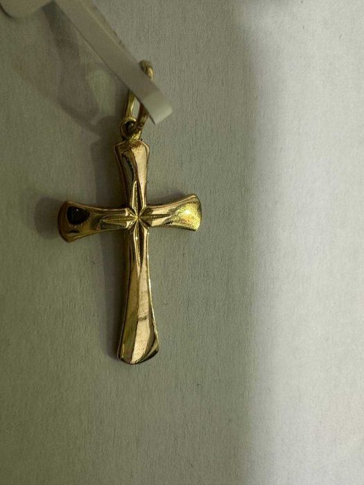 Cruce aur 14k 1.52gr (CTG)
