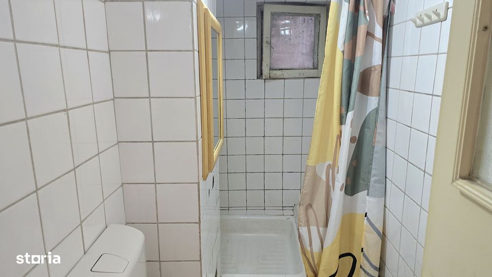Vand apartament 4 camere Deva,  Decebal (Cuza Voda, Catedrala), et. 2,