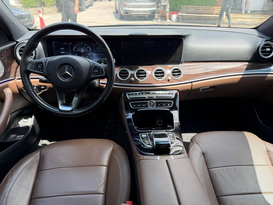 Mercedes-Benz E 400 AMG 4-matik