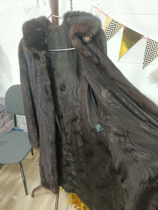 Продается норковая шуба б/у