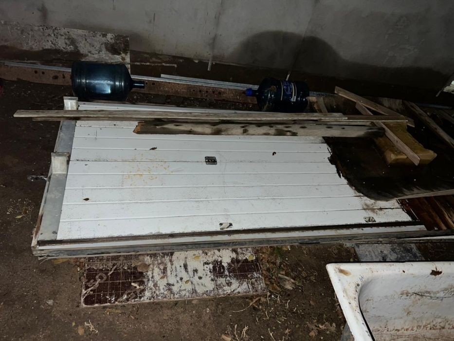 Продам ворота ручной для гаража