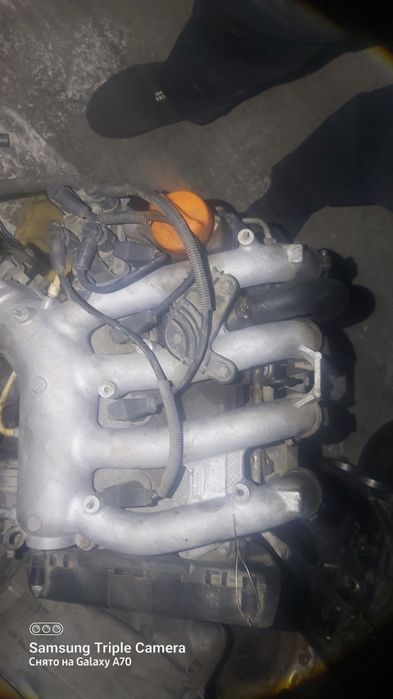 Двигатель  ваз 2110