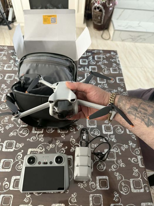 Drona    DJI MINI 3