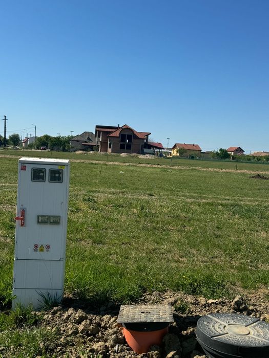 Teren  intravilan  cu puz aprobat locuri de case