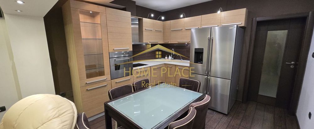 ТРИСТАЕН апартамент под наем - Център