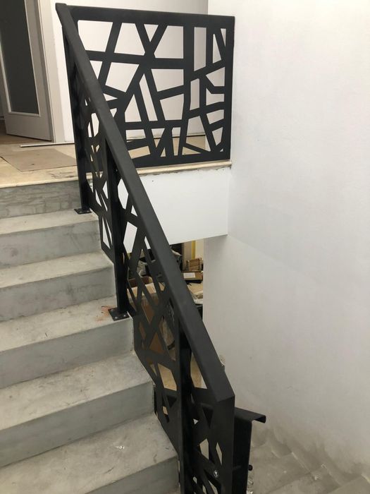 Porti / Garduri / Balcoane / Balustrade / Tabla