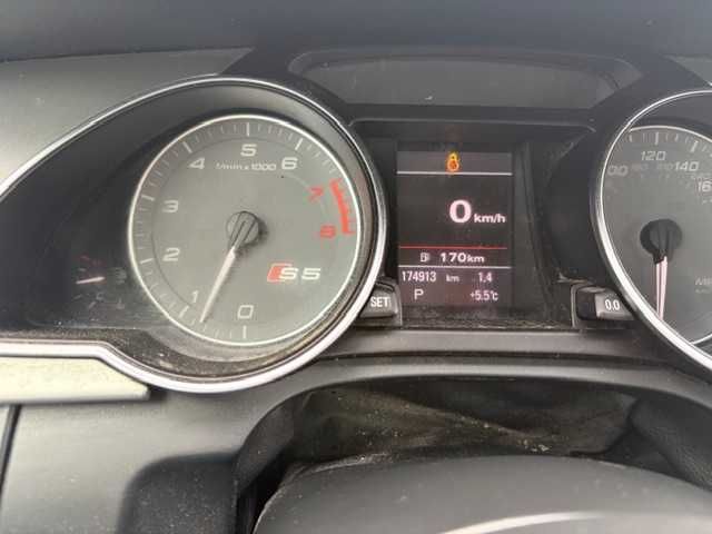 Reducere 10690 euro Audi S5 2012 175000 km