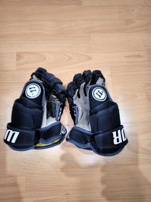 Перчатки хоккейные WARRIOR