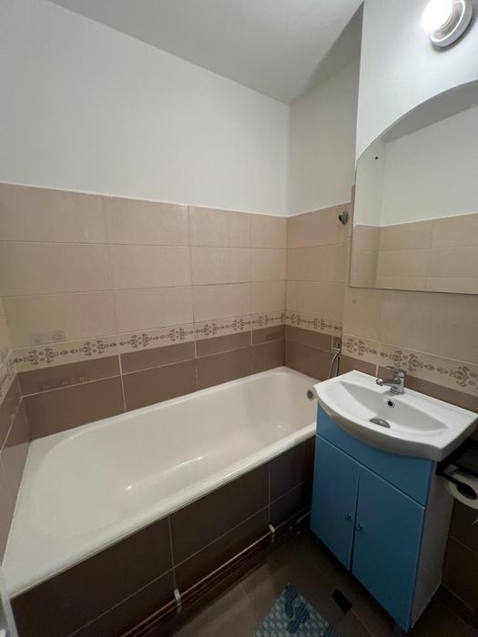 Apartament cu cetrala