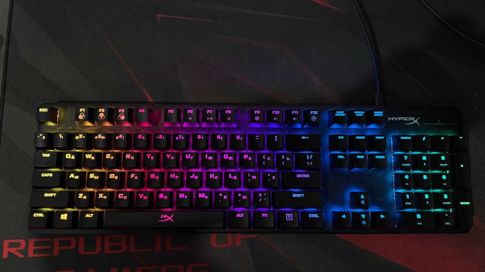 Продам клавиатуру HyperX Alloy Origins (100%)