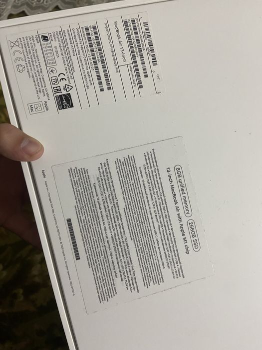 MacBook Air M1 8/256