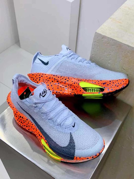 Продавам нови мъжки маратонки с кутия Nike Air Zoom Alphafly NEXT% 3  Olympic Safari