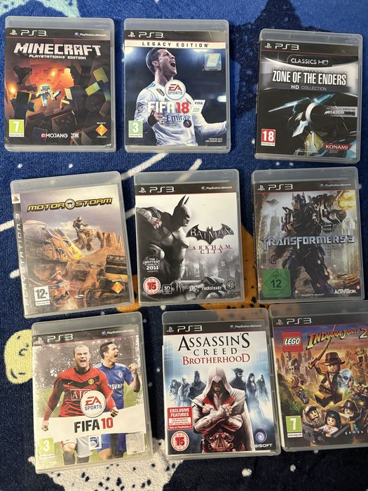 Vand PS3+ 9 jocuri in stare buna de functionare