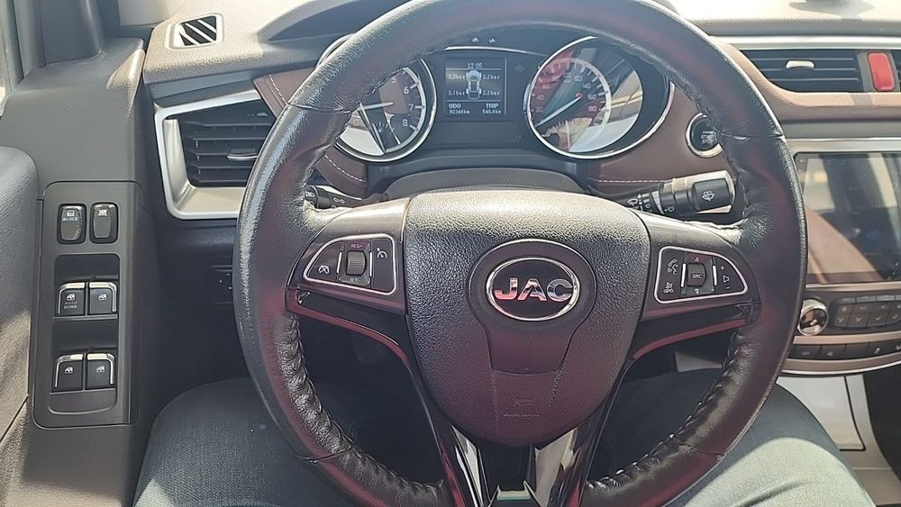 Продается Пикап марки JAC