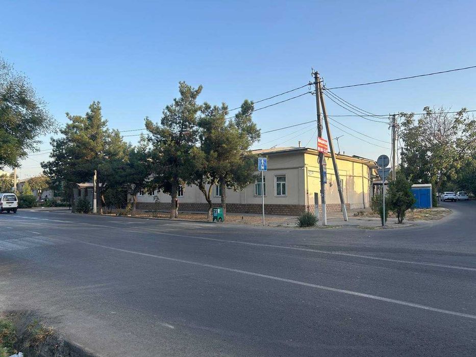 Йул ёкасида ховли сотилади, Бизнес учун, Под офис, 9 сотик фасад 27х38