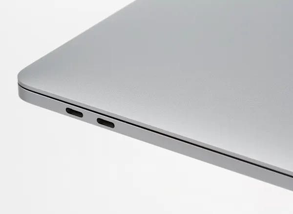 Срочно продам MacBook Pro 15" 2019