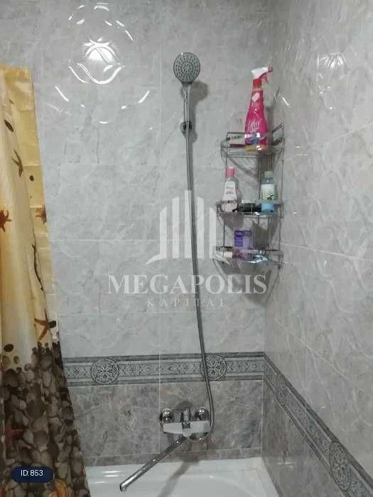 BUXORO, GOR.GAZDA ARZON NARXDA 2 xonali kvartira sotiladi. №853