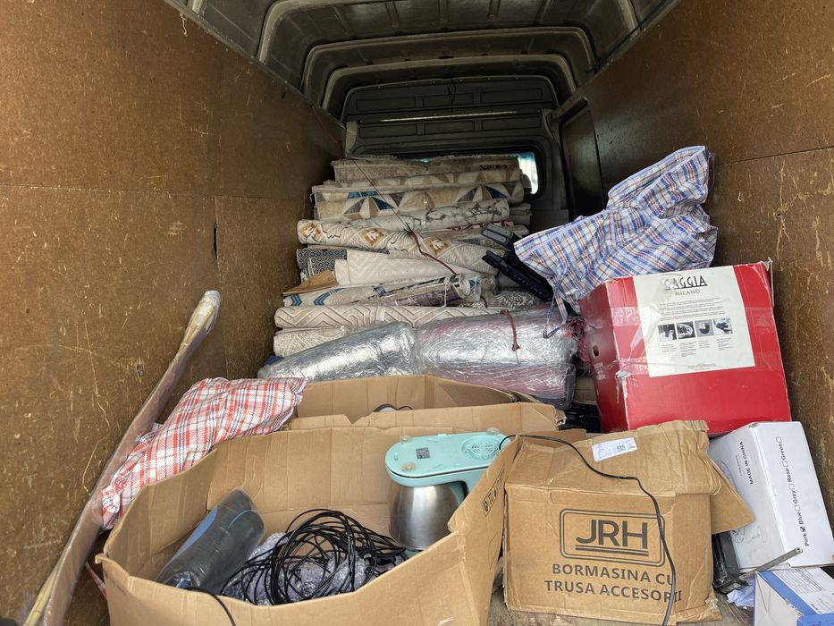 Marfa pentru Târg la sfert de pret *electronice*scule*70 saci haine