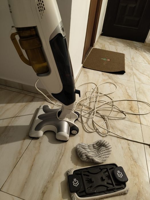 Aspirator vertical Rowenta