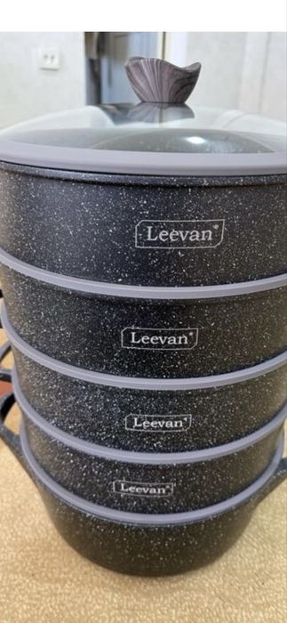 Мантоварка leevan