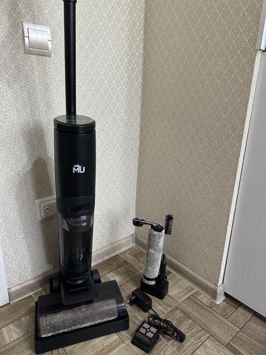 Продам моющий пылесос фирмы MU