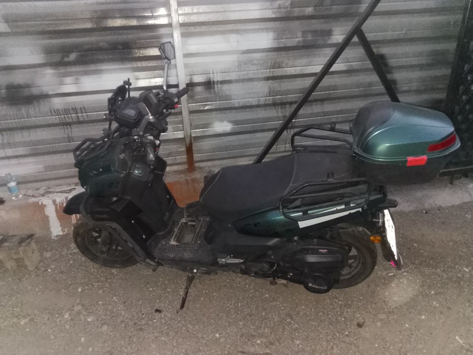 Продам мопед за 180