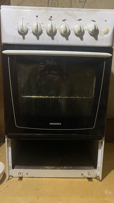 Продаю газовую плиту