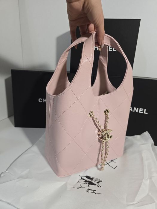 Налична чанта Chanel 26p Basket