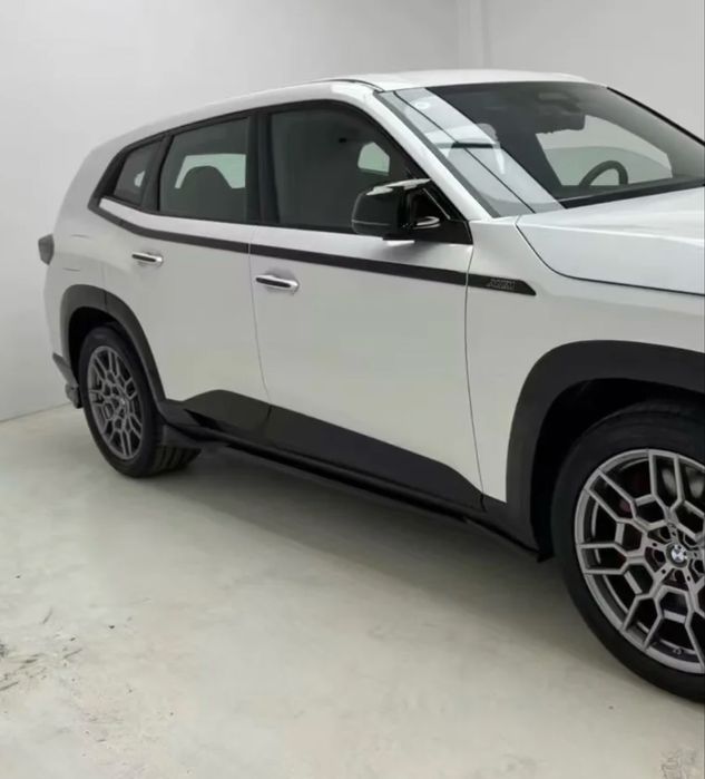 Set Prelungiri praguri bara fata difuzor BMW XM G09