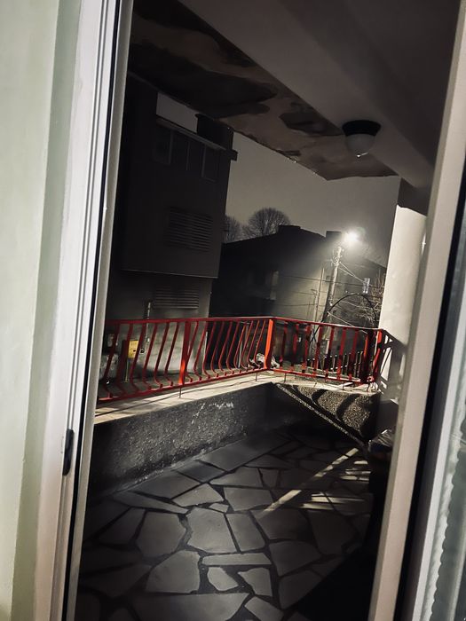 Отдавам 2 стай от луксозна къща под наем