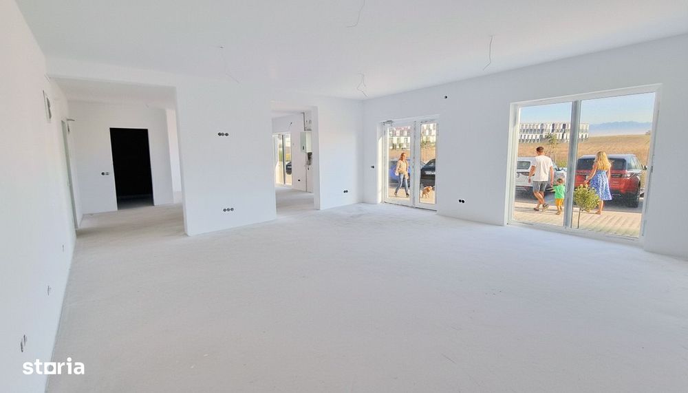 Spatiu Comercial, 4 Vitrine, Open Space, 72 mp - Doamna Stanca - Sibiu