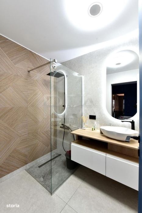 Blue Velvet in Cloud 9– Duplex Parter | Groundfloor Duplex METROU AV