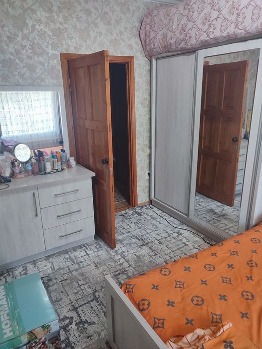 Продается квартира в городе Янгиюле.