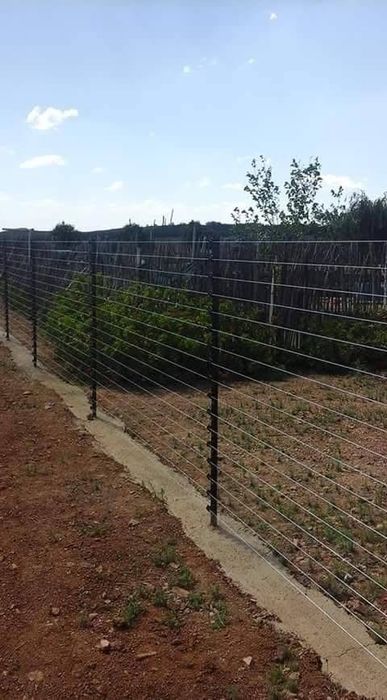 Construim garduri la cerința clientului