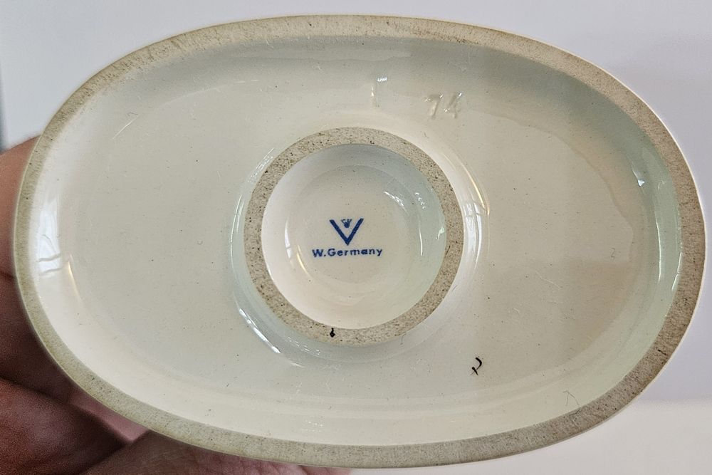 Goebel Hummel, порцеланова фигура, Puppy Love, TMK3, 1960 - 1972 г.