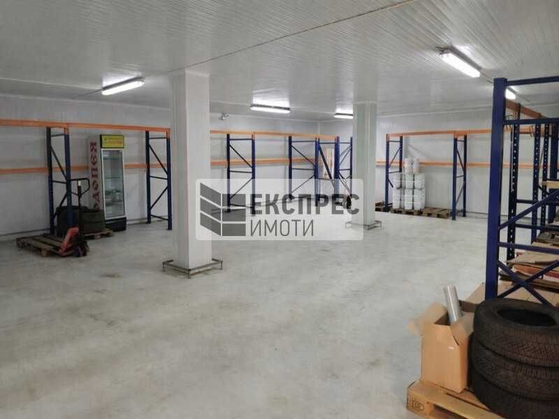 Хладилен Склад, една камера от сто кв.м.