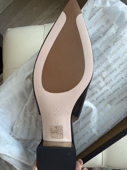 Туфли кожаные Basconi черные 37 размер