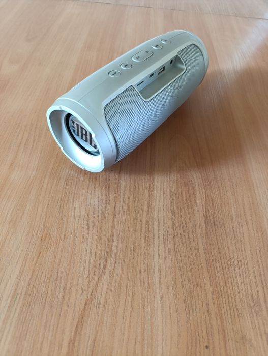 Колонка JBL charge 4