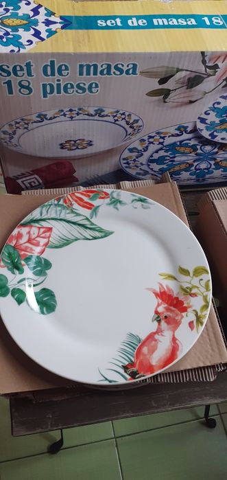 Set de masa 18 piese porțelan