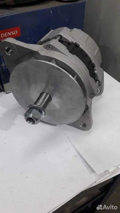 Генератор Komatsu PC300-8