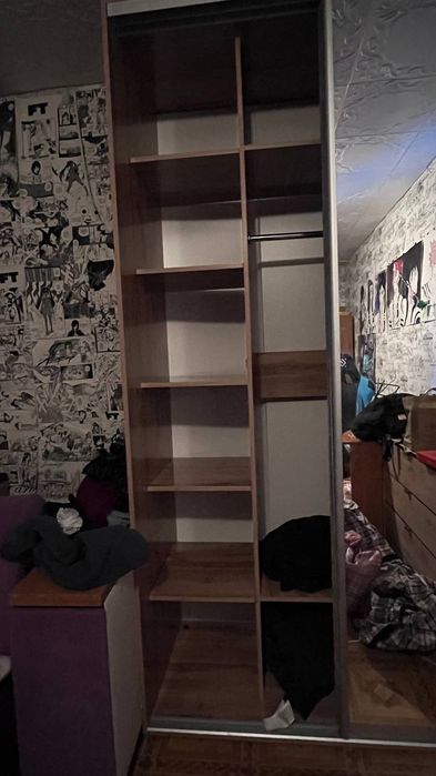 Шкаф купе с зеркалом