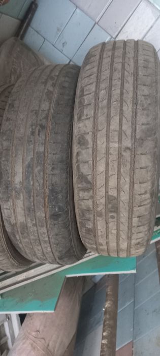 Продам шины 185.65 р14 летние
