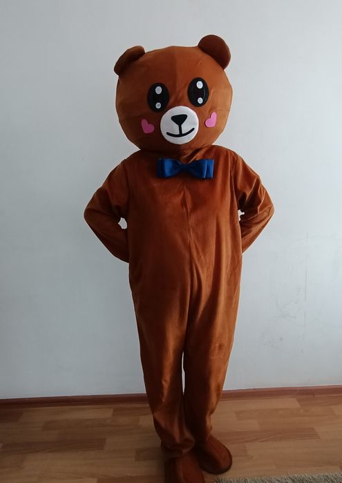 Костюмы ростовых медведя, лягушки